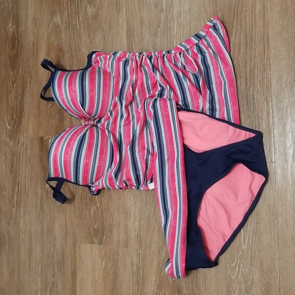 (14) Cayo De Agua Striped Two Piece Tankini Swimsuit Beach Colorful Vacation